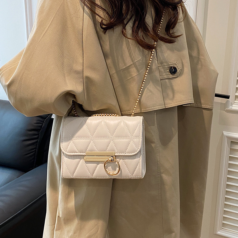 Autumn and winter fashion mini small bag for women, 2024 new style, trendy and versatile diamond-shaped chain single-shoulder crossbody small square bag details Picture