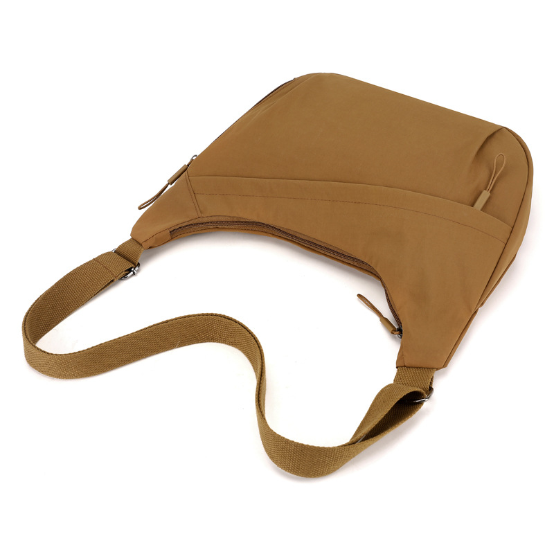 The 2025 new stylish and laid-back large-capacity crossbody bag, simple and versatile nylon women's bag, trendy and lightweight single-shoulder bag Item Picture