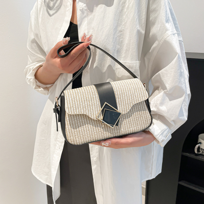 The 2025 new trendy and stylish single-shoulder underarm bag, simple and fashionable commuting small square bag, simple and casual crossbody bag for women Specification drawing