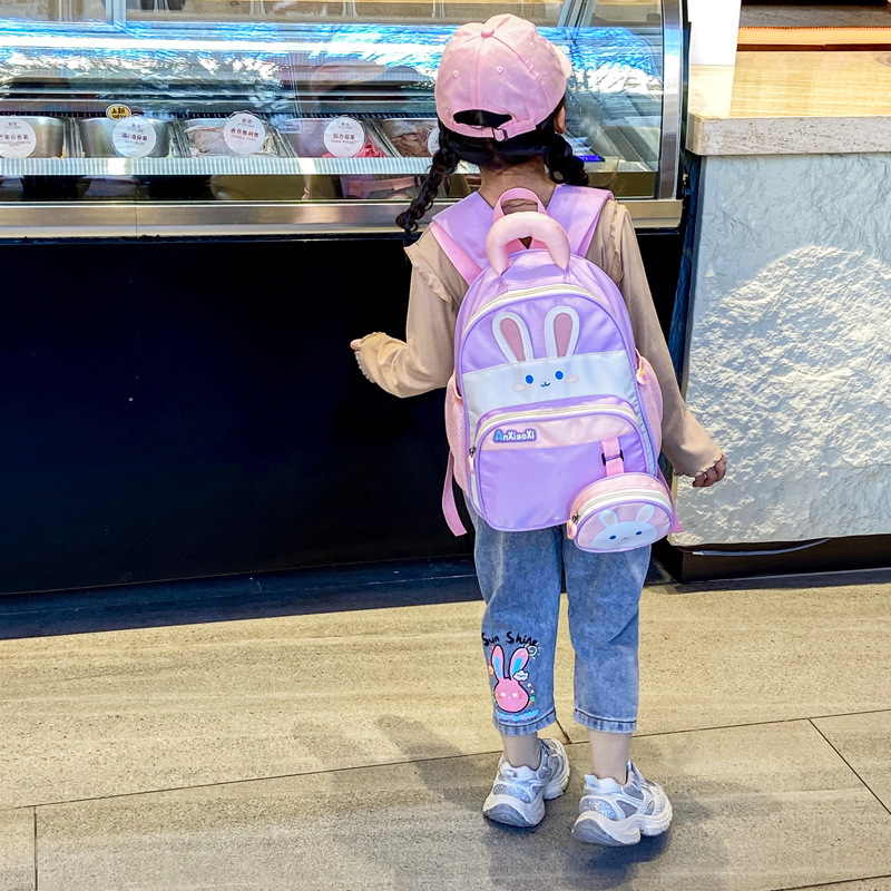 Kindergarten schoolbags for boys and girls in the senior class cartoon children's backpacks, 3-5 years old children's travel light backpacks 4 Specification drawing