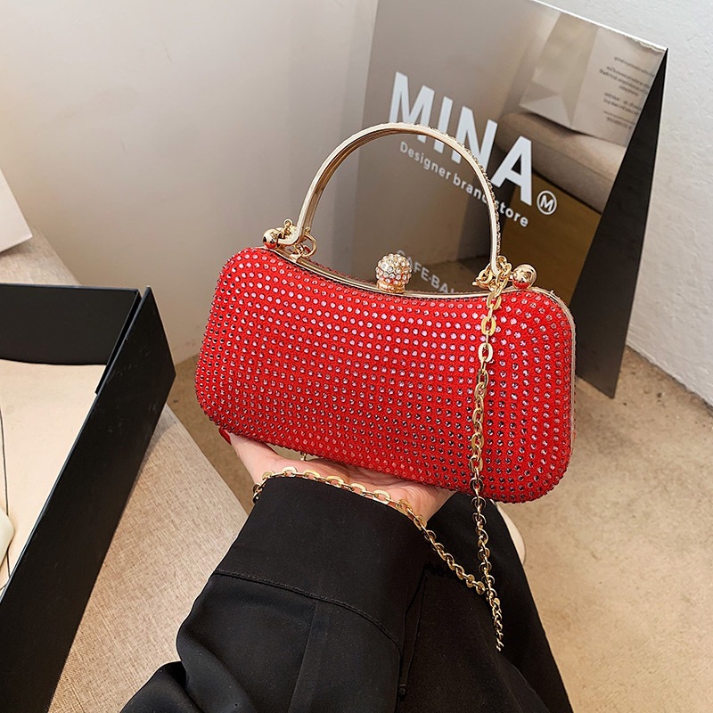 2023 Cross-border New Fashion hand-held dinner bag, stylish handbag, diamond-encrusted chain crossbody bag popular in Europe and America Application Scenario