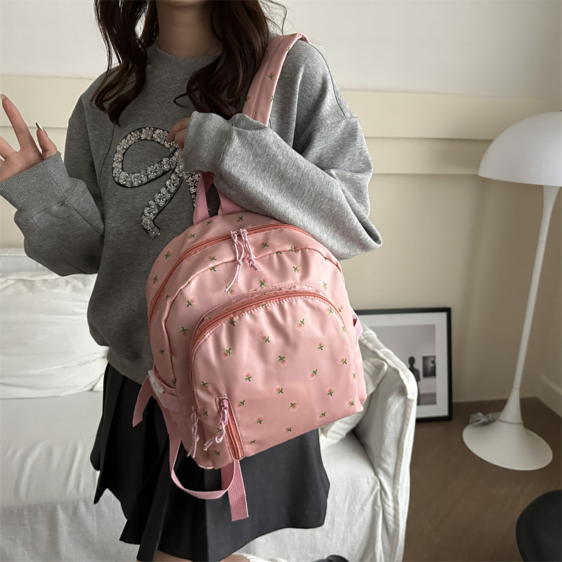 2025 Forest-style InS-style patchwork backpack, a fresh and cute girl's versatile small bag, a simple crossbody bag for shopping and commuting full figure