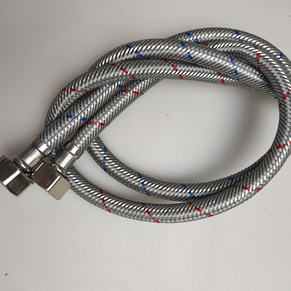 304 stainless steel braided flexible hose, vegetable basin, washbasin, countertop basin, cold and hot water faucet, pointed tip pipe, single-ended steel cap pipe Application Scenario