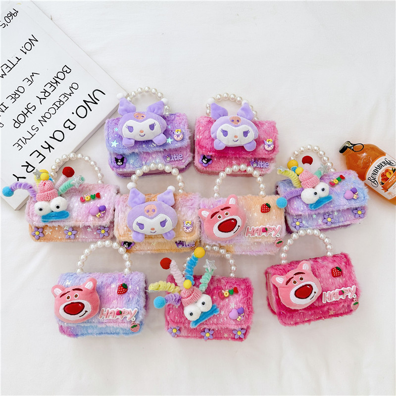 The new autumn and winter children's handbag features a cute plush Sanrio accessory princess bag, a popular little girl bag, and is lightweight full figure