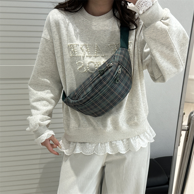 Cross-border retro checkered single-shoulder bag for women, Spring 2025 new wide shoulder strap saddle bag for going out Specification drawing