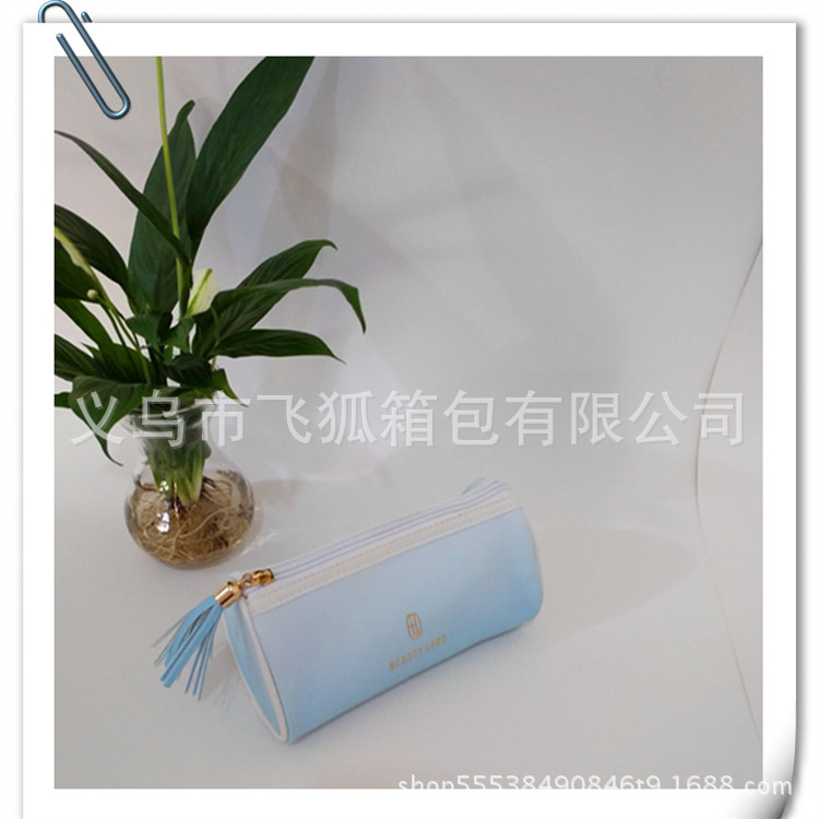 Customized digital printed cosmetic bags, PU leather waterproof travel toiletries, LOGO custom-made hand-held storage bags from the manufacturer details Picture