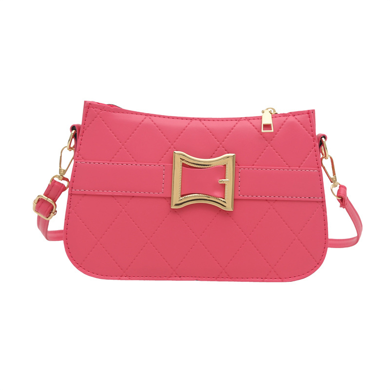 This year, the diamond-patterned embroidered thread bag, a retro women's crossbody bag, and the new winter 2024 fashionable and simple single-shoulder bag are all in vogue Item Picture