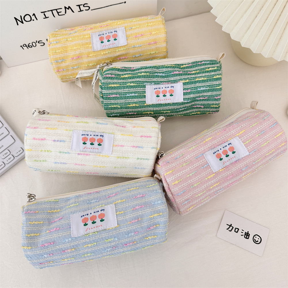 4951 High appearance level, InS-style stationery pencil case, large capacity storage bag, sundries, cosmetics organization, hand-held bag details Picture
