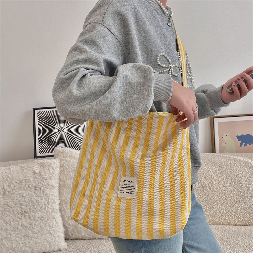 48302 canvas bag for women, trendy striped fashion, versatile shoulder bag, one for shopping, and a commuting shoulder bag Specification drawing