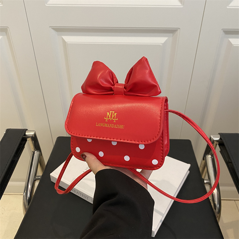 Cute girl's bow, stylish small bag, fashionable and high-end polka dot small square bag, niche single-shoulder crossbody bag for girls full figure