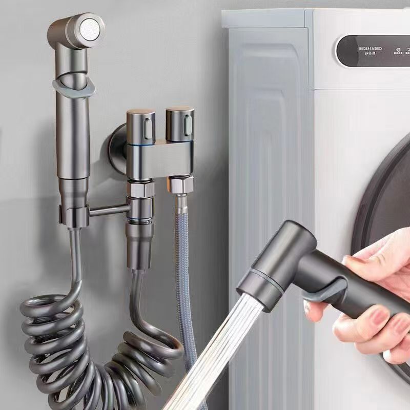 New household toilet companion with one inlet and two outlets Angle valve, bathroom toilet, women's washer, high-pressure pressure-increasing flushing spray gun Specification drawing