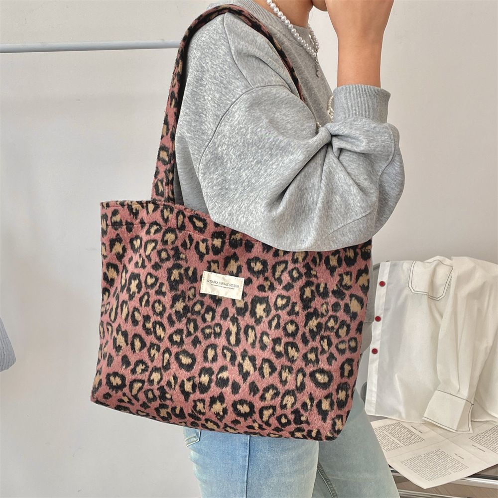 410161 Canvas bag for women, 2024 new style woolen leopard print large-capacity college student class bag, single-shoulder tote bag Specification drawing