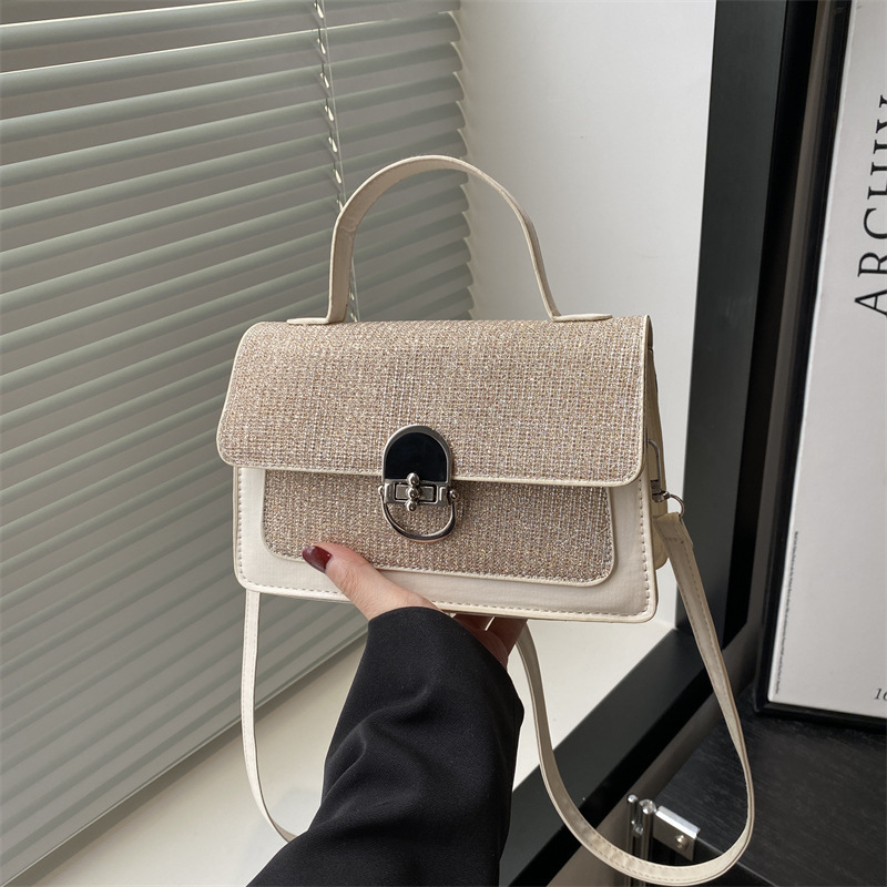 Korean urban simple, fashionable and individual small square underarm bag 2025 new style elegant women's bag full figure