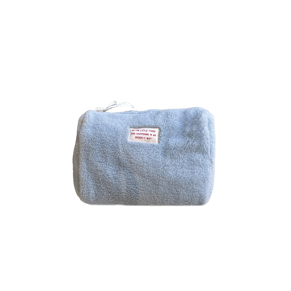 310153 Autumn and Winter large-capacity makeup bag, lamb plush skin care product storage bag, toiletry bag inner liner, travel bag Item Picture