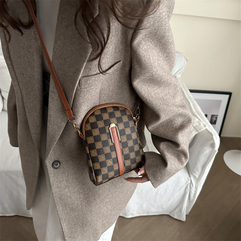 New women's small bags: fashionable crossbody bag, mini single-shoulder small bag, phone bag, large-capacity women's bag Specification drawing