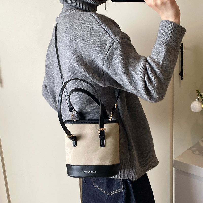 2025 High-end retro small bag, women's bag, popular and versatile bucket bag, commuter hand and shoulder crossbody bag Specification drawing