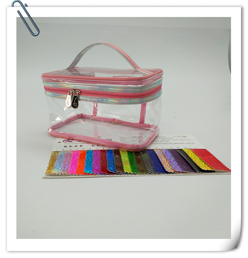 Korean version travel storage toiletry bag, waterproof PVC cosmetic bag, transparent toiletry bag, men's and women's hand-held organizing bag Application Scenario