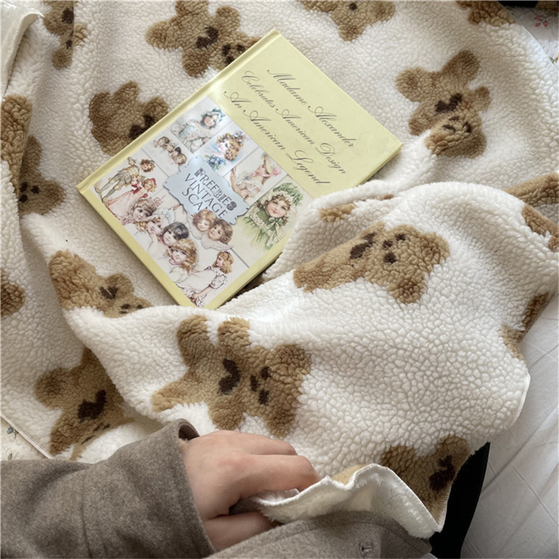 ins Korean style cute plush thickened full-body bear double-sided lamb plush nap blanket, air conditioning blanket, knee blanket full figure