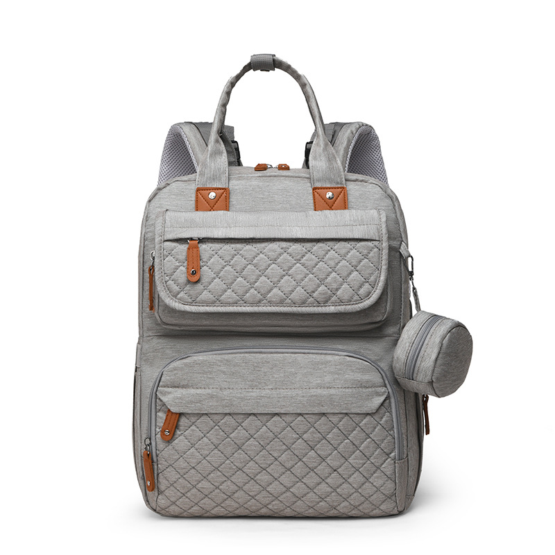New multi-functional mommy bag, baby urine pad, insulated compartment, mother's backpack, multi-compartment, large-capacity mother and baby bag Application Scenario