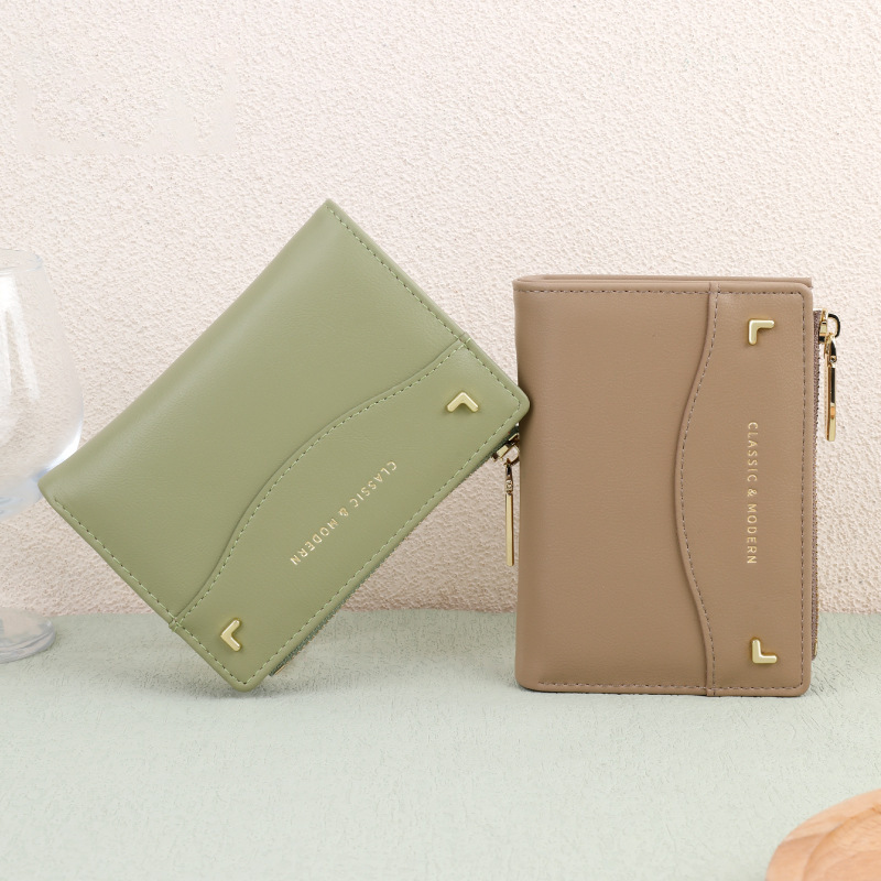 Minwei Short Korean-style fashionable cross-border wallet for women, simple zipper, high-end feel, small change bag wholesale Application Scenario