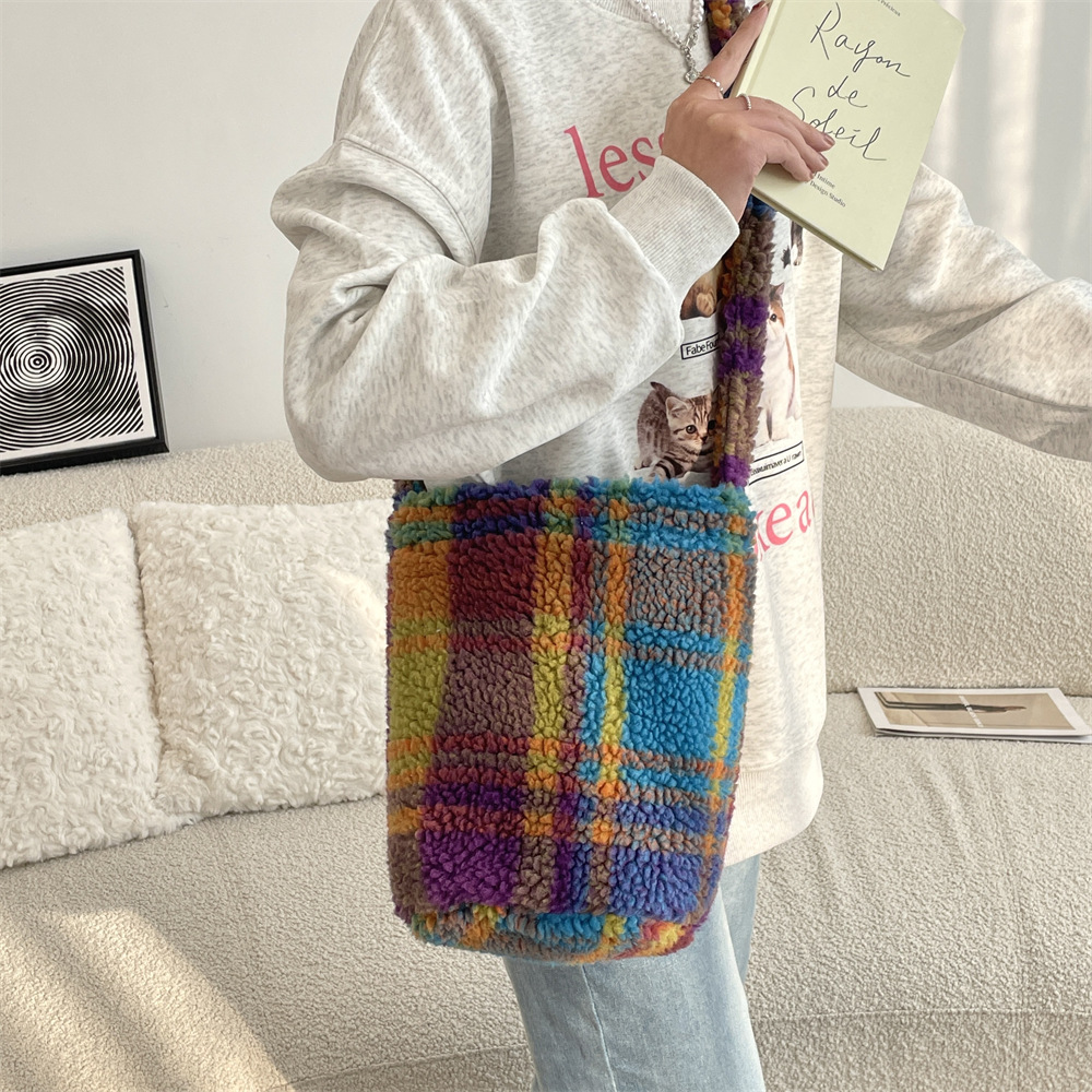 410241 Lambskin bucket bag Crossbody bag, new autumn and winter retro checkered color women's large-capacity single-shoulder bag full figure