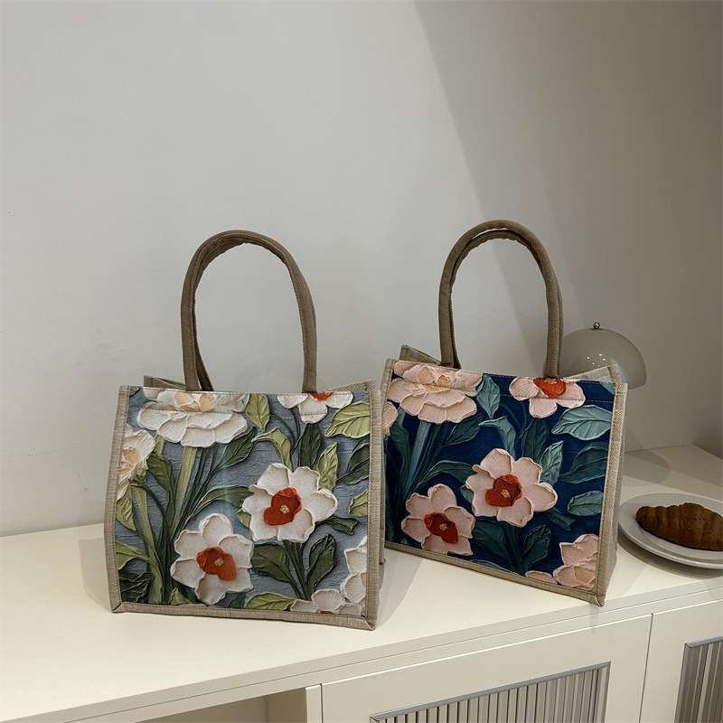 Large-capacity linen commuter bag, 2024 new single-shoulder tote bag, ethnic style student hand-held class handbag Application Scenario