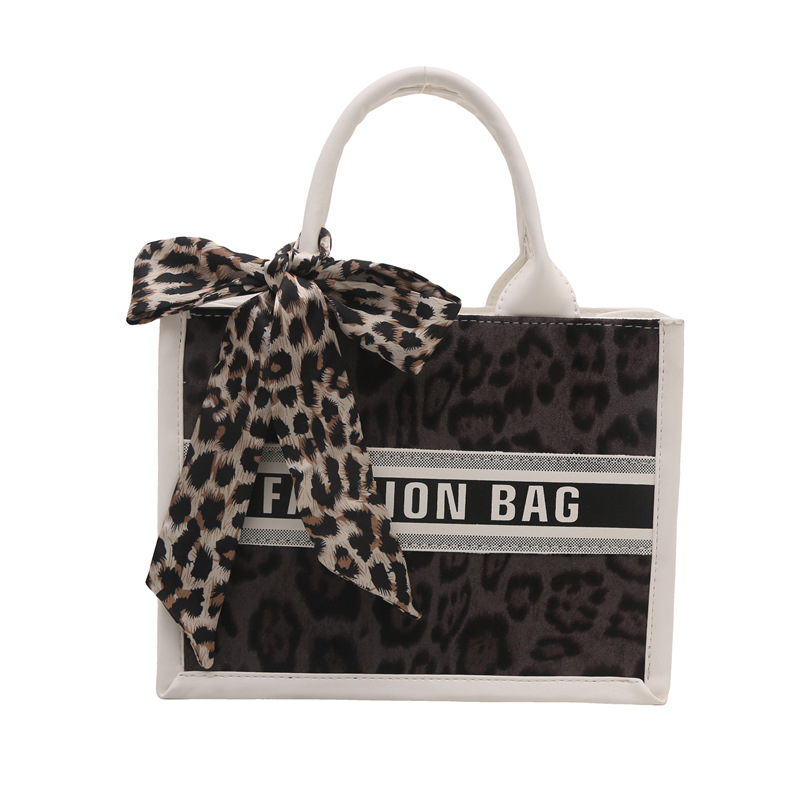 Cross-border women's winter hand-held large-capacity, high-quality women's bag, leopard print hand-held tote bag, high-end underarm women's bag Item Picture