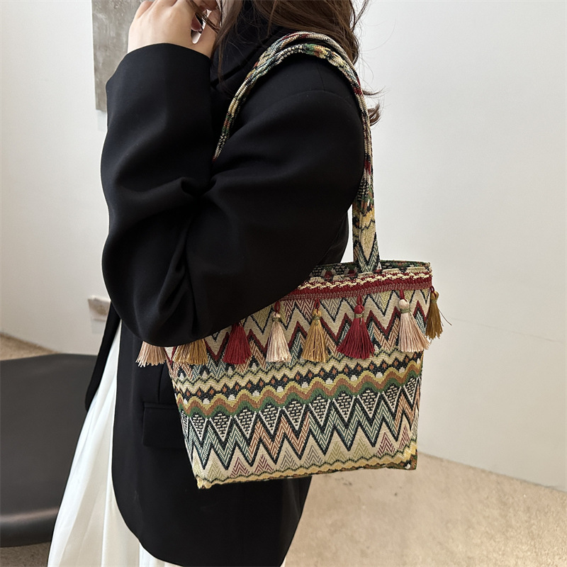 Ethnic style Suzhou Large capacity Tote Bag 2024 New style trendy, individual and fashionable woven casual single-shoulder handbag Specification drawing
