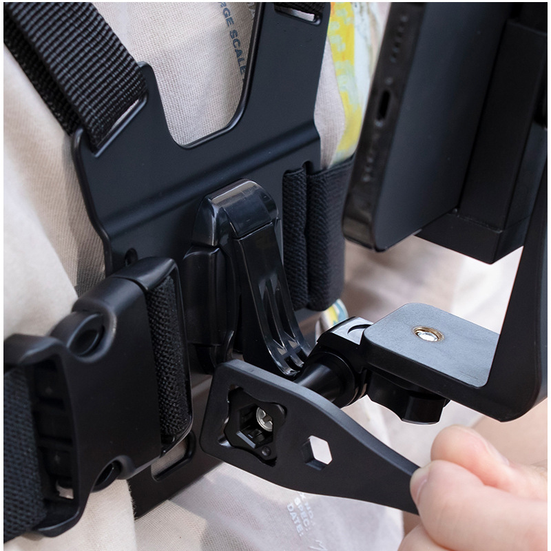 New chest strap, phone fixing strap, shoulder strap, all-purpose camera, Douyin stand, live streaming, outdoor cycling Application Scenario