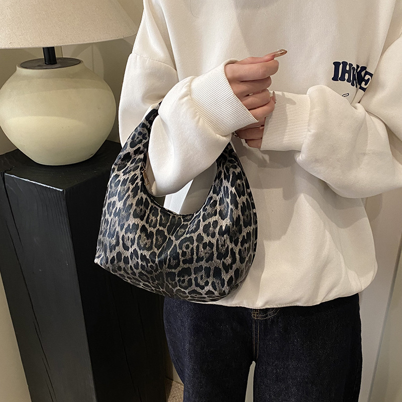 Cross-border retro style leopard print handbag 2025 Spring New style, fashionable and versatile, casual commuting handbag for women details Picture