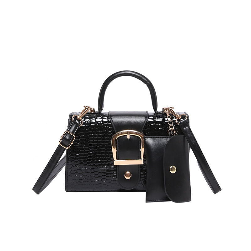 This is a new women's fashion bag for the winter of 2024. It's a versatile single-shoulder handbag with a slanted and simple design Item Picture