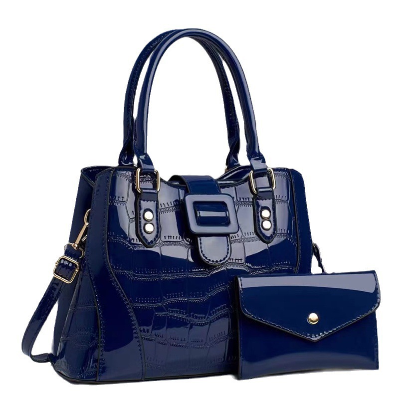 2023 grand retro crocodile pattern mother-and-child bag with a large capacity women's bag, versatile single-shoulder crossbody bag, one-piece consignment Item Picture