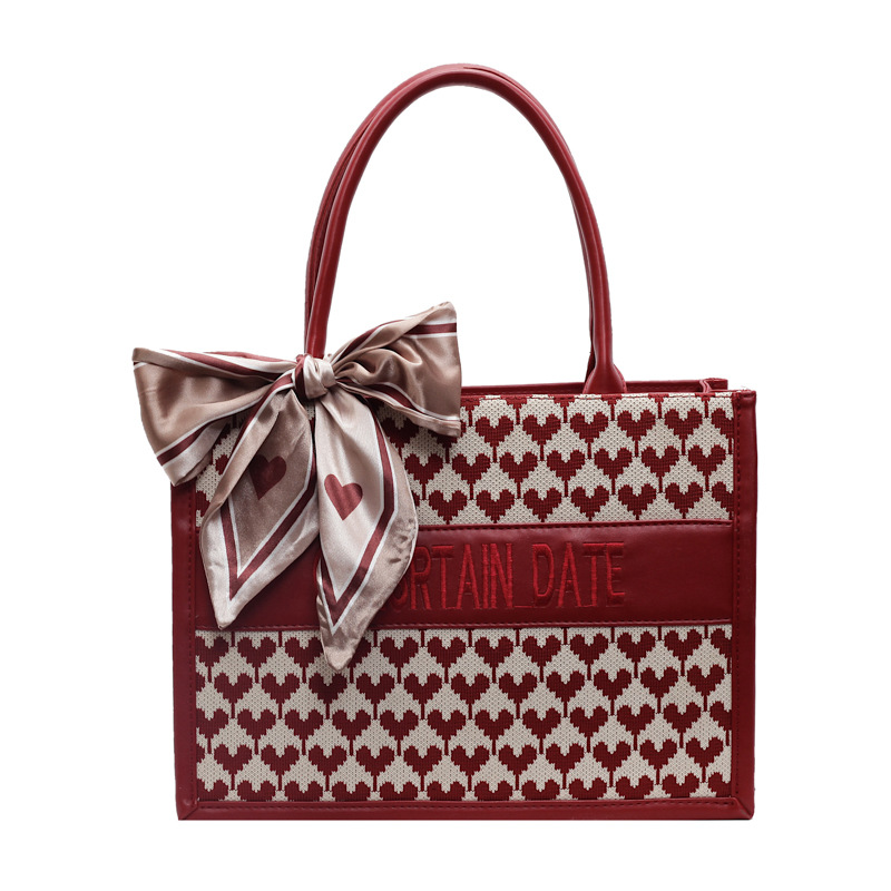 Red heart-shaped hand-held large bag for women, 2024 new style versatile large-capacity bridal bag, casual underarm bag Item Picture