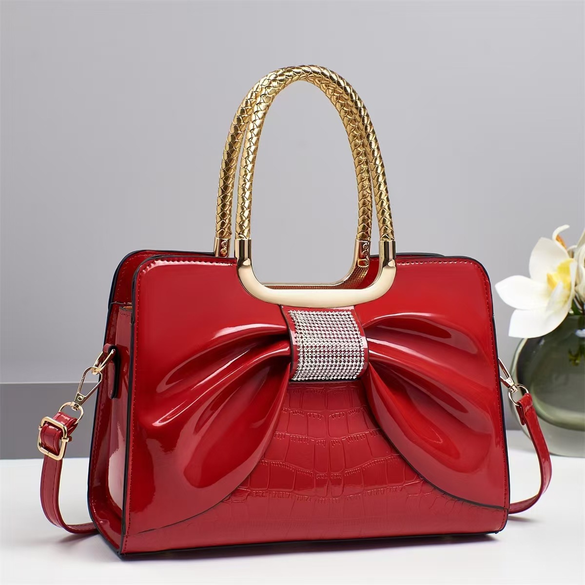 Taizhou Women's Bag 2025 New Style, fashionable and versatile, elegant mom bag, cross-border bestseller, patent leather shiny women's bag gift Specification drawing
