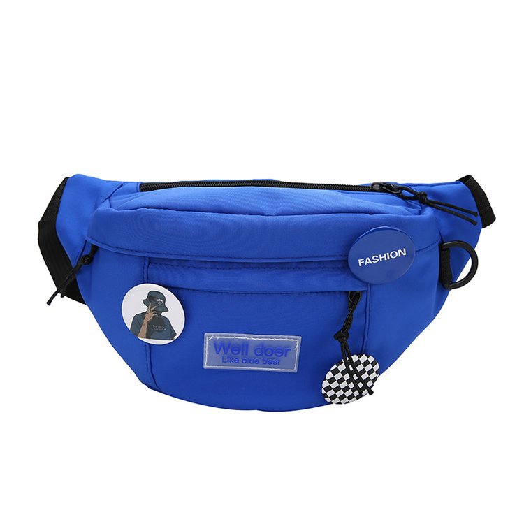 The 2022 new style waist bag, Japanese and Korean trendy women's crossbody bag, classic and retro, versatile, water-resistant small chest bag for both men and women Item Picture