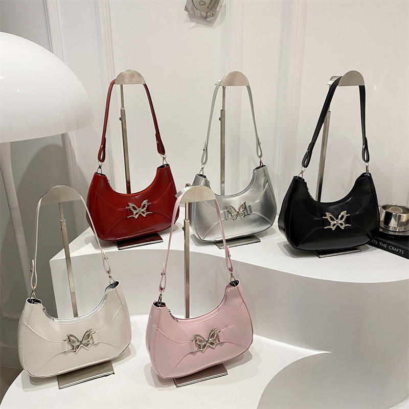High-end butterfly crescent moon women's bag 2025 Summer new style, stylish single-shoulder bag, trendy underarm bag Application Scenario
