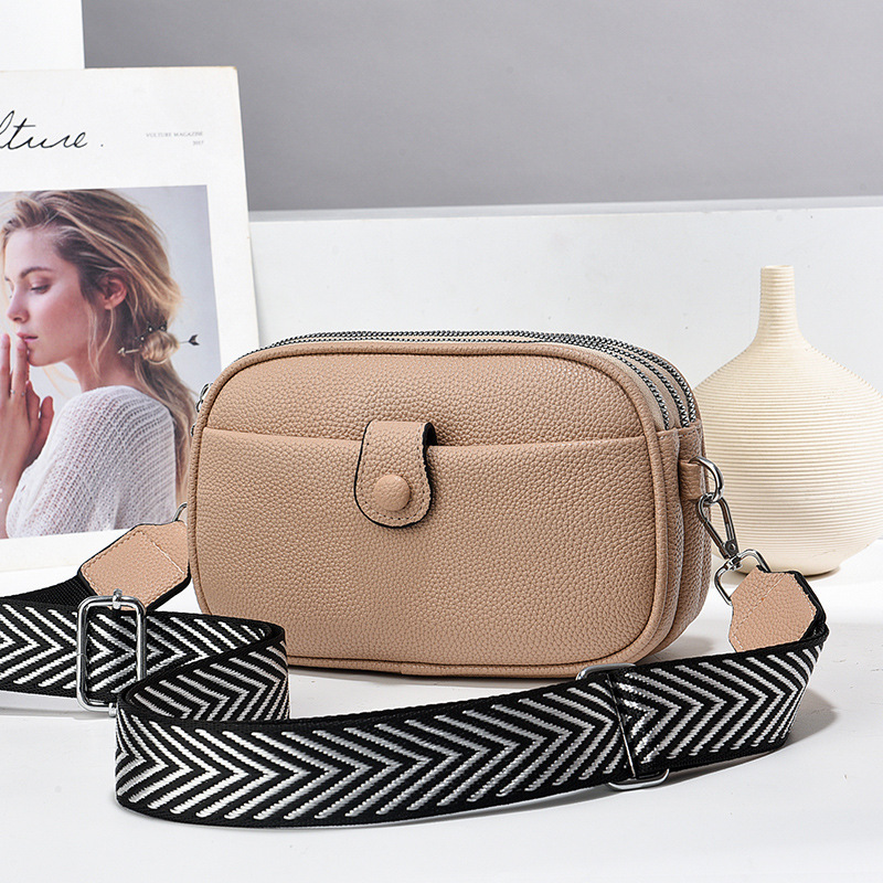 This is a new summer 2024 mini Chanel-style fashionable women's single-shoulder bag with three practical soft leather small square bags full figure
