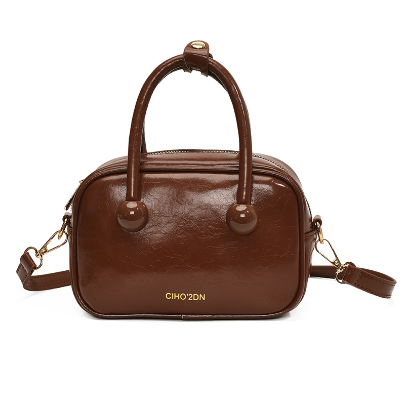 High-end quality hand-held small bag for women, 2024 new style, niche and versatile crossbody small square bag, stylish single-shoulder bag Item Picture