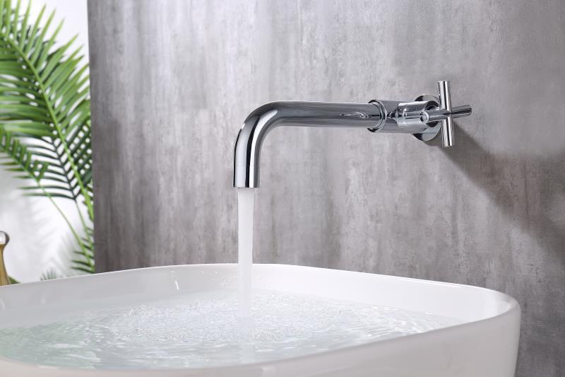 Kaiping Youjia Sanitary Ware all-copper mop sink faucet, extended faucet, quick-opening ceramic valve core mop sink faucet 7165 Application Scenario