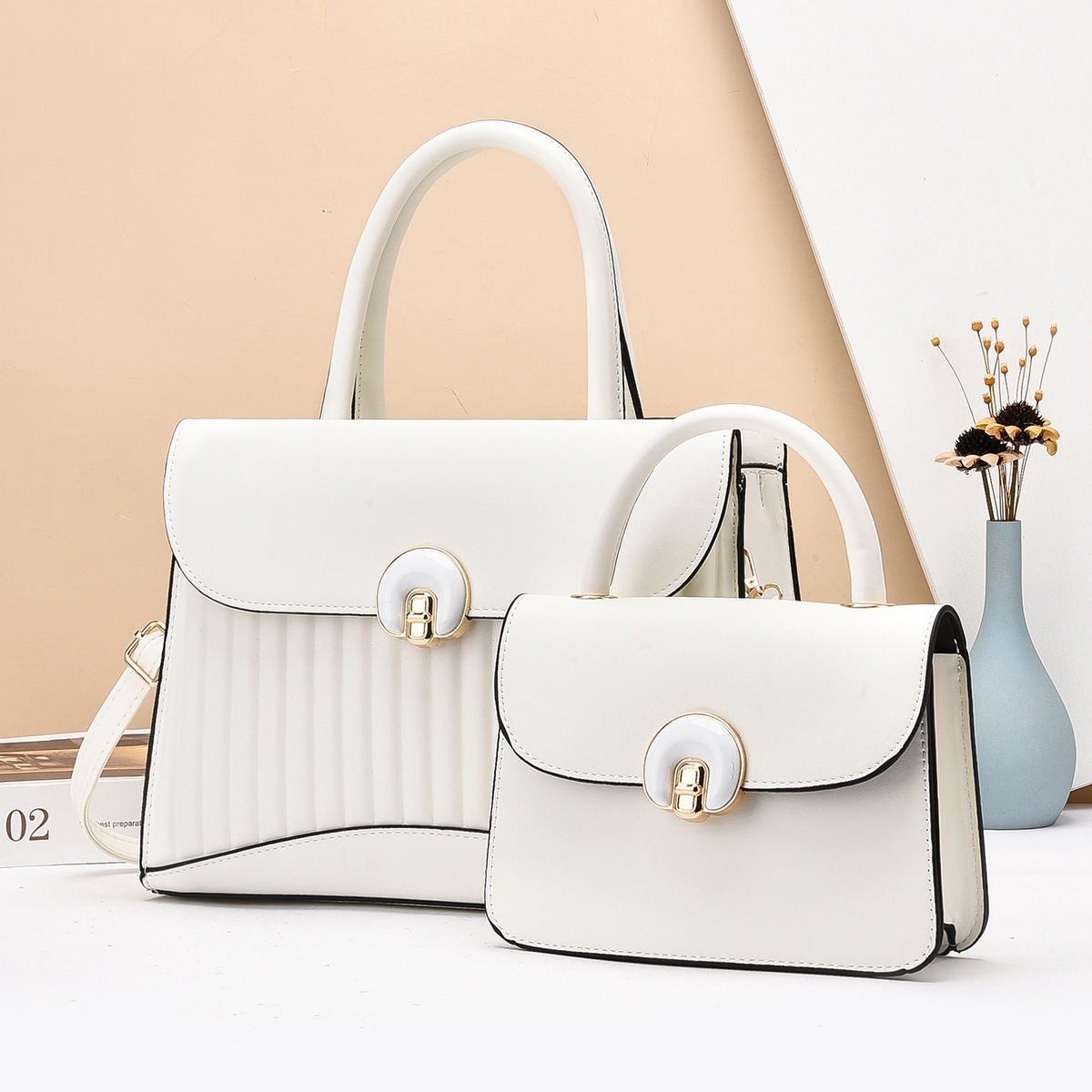 Large-capacity hand-held women's bag, crocodile pattern two-piece set, mother and child bag, new cross-border fashion for women, single shoulder slanted Application Scenario