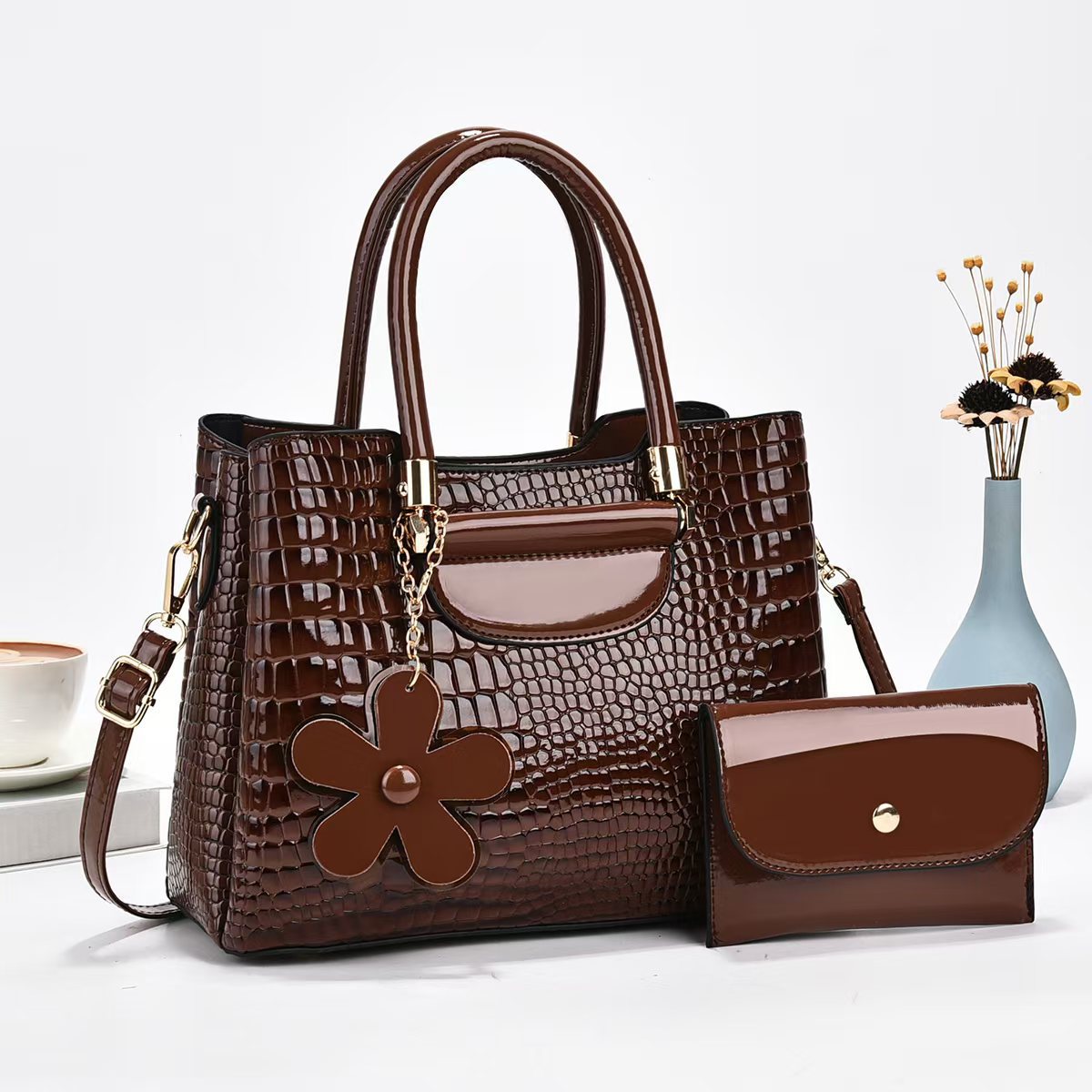 2024 Factory direct sale shiny leather stone-patterned bucket bag, new large-capacity, fashionable and trendy hand-held shoulder crossbody bag Specification drawing