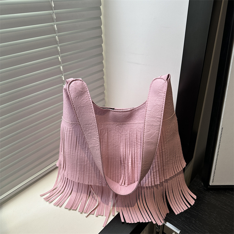 Cross-border Bag 2025 New Spring fringed single-shoulder bag, large-capacity commuting retro underarm tote bag full figure