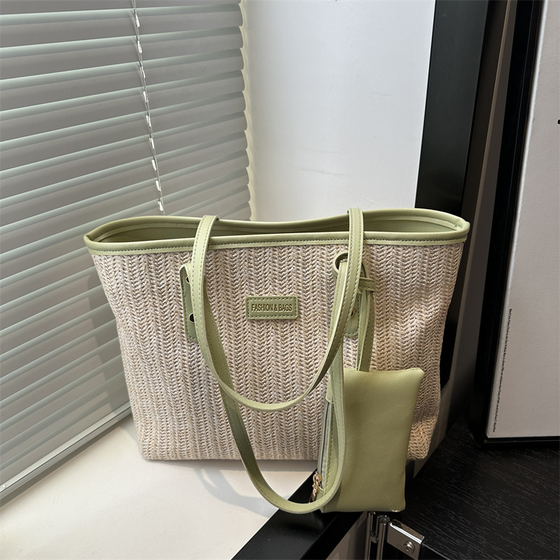 New Spring and summer Korean-style simple color-blocking patchwork versatile woven tote bag, large-capacity commuting single-shoulder crossbody bag full figure
