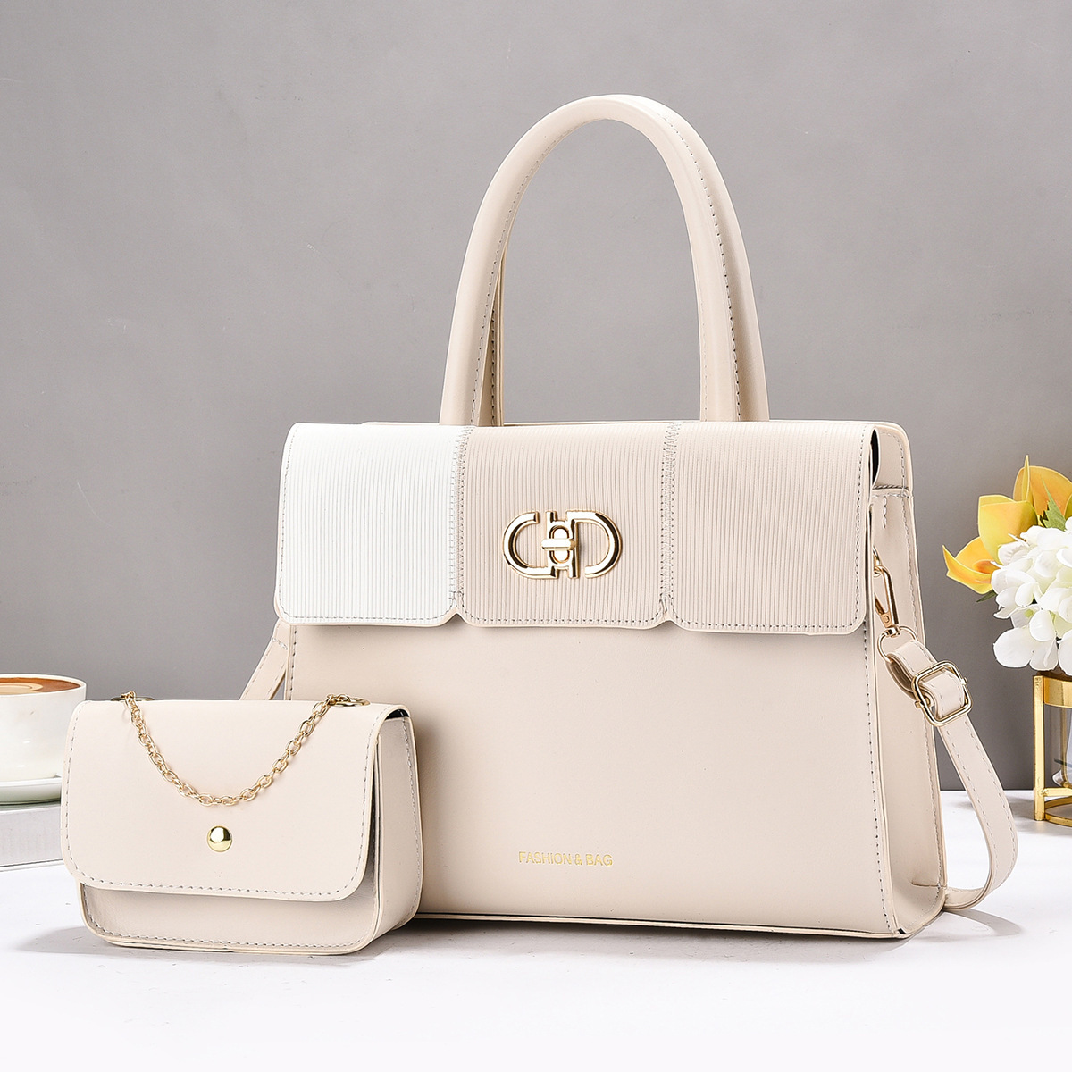 This large-capacity, fashionable and elegant single-shoulder crossbody women's bag is a new type of foreign trade women's bag. It is trendy, versatile and of high quality Application Scenario