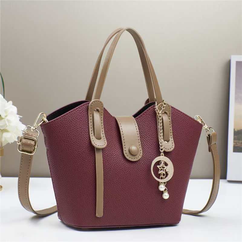 The new macaron grand bucket bag is a cross-border trend, a large-capacity simple women's handbag, a bestseller, and a single-shoulder crossbody bag Specification drawing