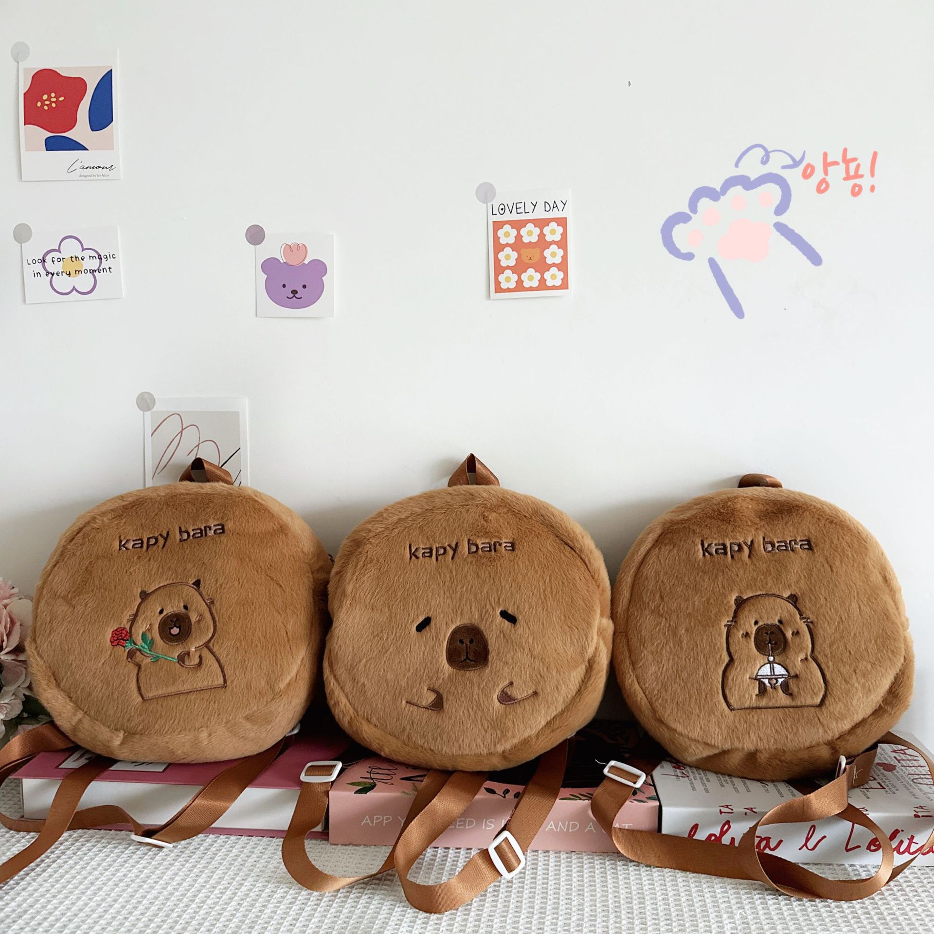 The new Capibara small round bag is a cute and playful student backpack with large capacity and embroidery Specification drawing