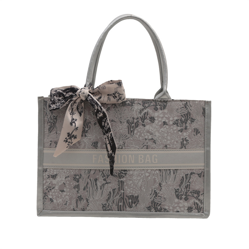 Cross-border fashion commuting large-capacity bag for women, 2024 new stylish single-shoulder underarm bag, versatile hand-held tote bag Item Picture