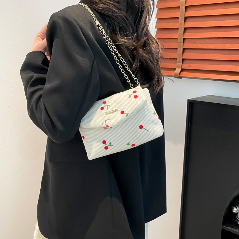 2025 New corduroy fashionable, stylish and individual commuting, fresh and simple printed bow chain single-shoulder handbag Specification drawing