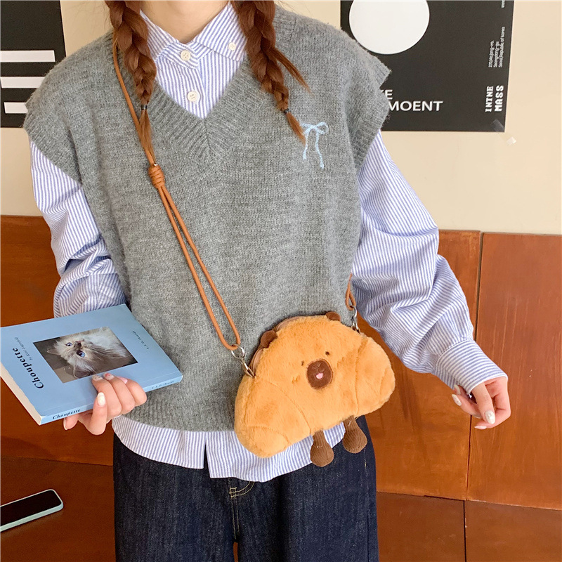 The new cartoon bread capybara mini crossbody bag is cute and girlish. The coin key bag and the claw machine doll can be exchanged for gifts Specification drawing