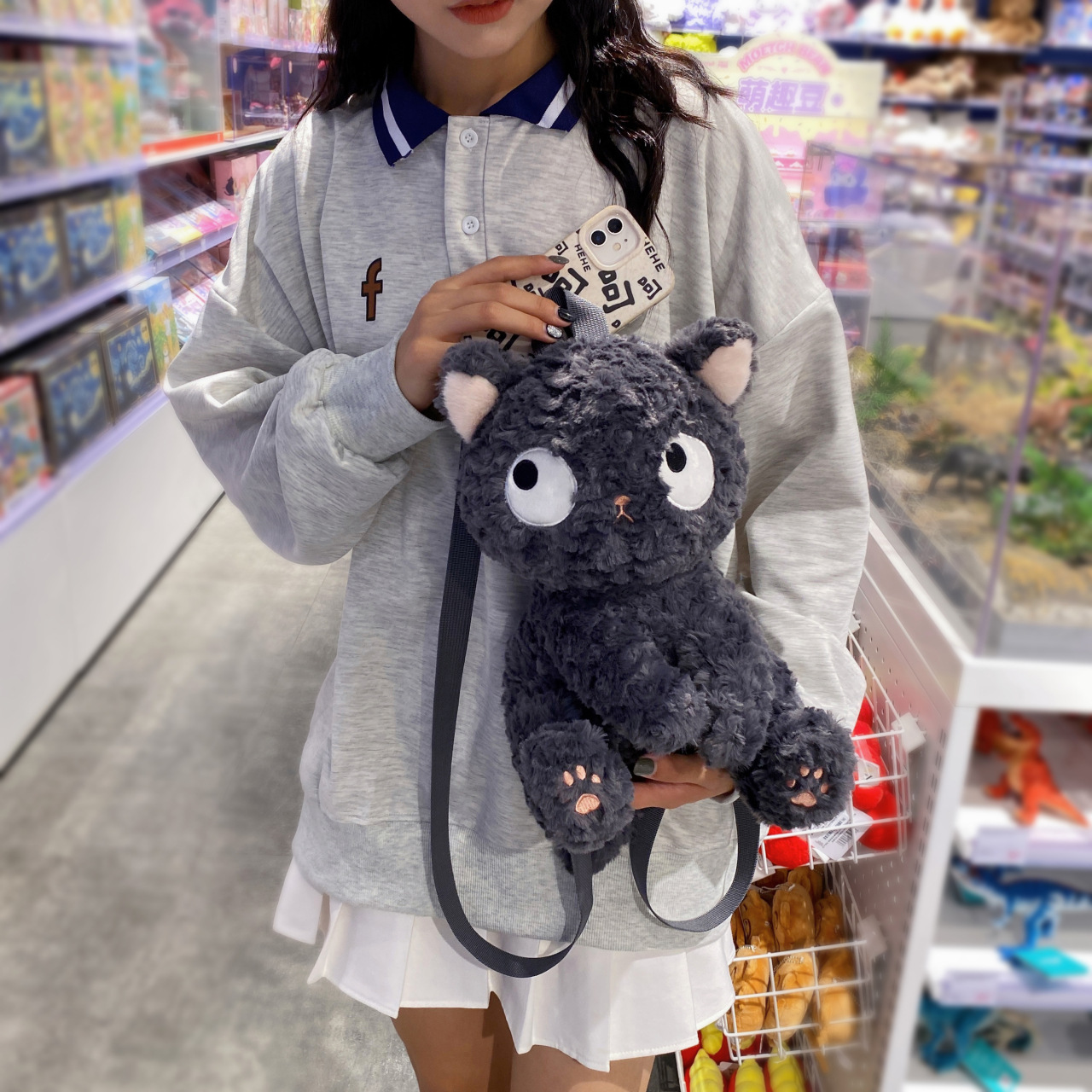 Cute cartoon black cat doll bag for women 2023 new style cat doll plush bag claw machine doll Application Scenario